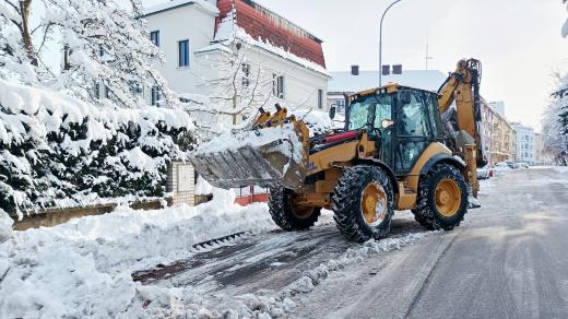 Odklízení sněhu v Českých Budějovicích