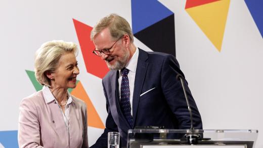 Předsedkyně Evropské komise Ursula von der Leyenová a český premiér Petr Fiala v Litomyšli
