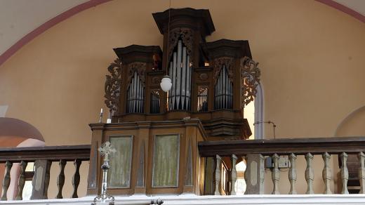 Varhany v kostele Nanebevzetí Panny Marie v Němčicích