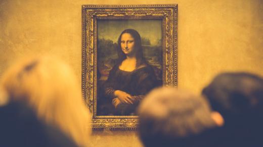 Leonardova Mona Lisa je vystavena v pařížském Louvru