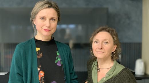 Fotografka Dita Pepe s moderátorkou Kateřinou Huberovou