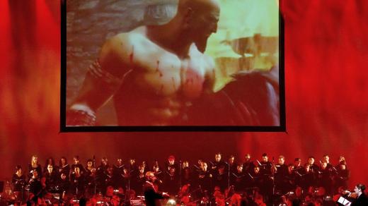 Edmontonský symfonický orchestr pod vedením Jacka Walla hraje hudbu z videohry God of War (Video Games Live)
