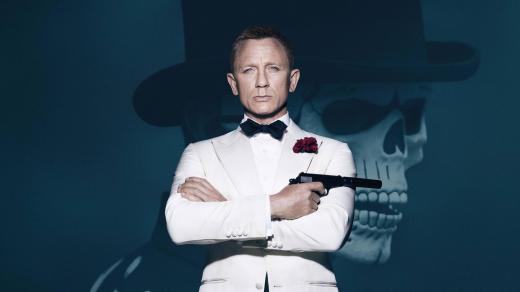 Daniel Craig jako James Bond ve snímku Spectre