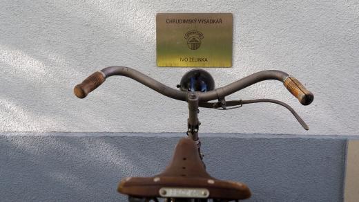 Výsadkář Ivo Zelinka má podobné kolo, na kterém ujížděl Jan Kubiš od atentátu na Heydricha