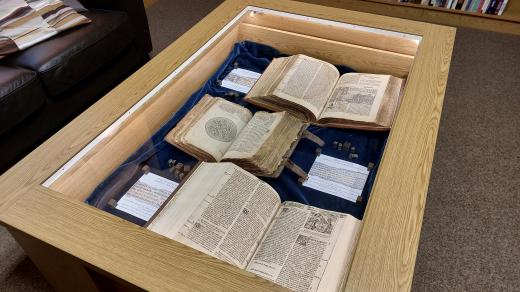 Muzeum ve Starém Pelhřimově má ve sbírce bibli z roku 1529. Je psaná starou češtinou