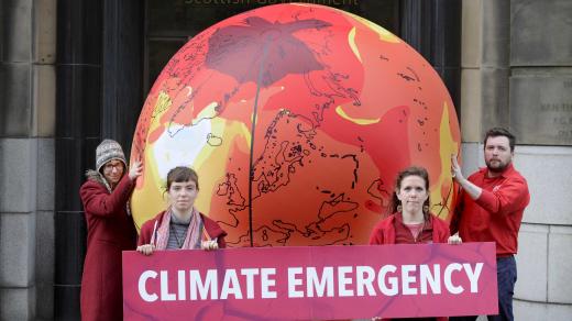 Aktivisté protestují proti globálnímu oteplování