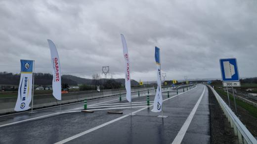 Čtvrteční oficiální otevření obchvatu Bludova