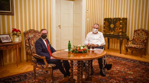 Designovaný premiér Petr Fiala se sešel v Lánech s prezidentem Milošem Zemanem