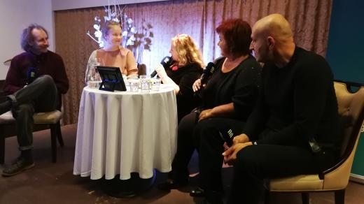 Silvestrovská nahrávka talk show Haliny Pawlowské a jejích hostů