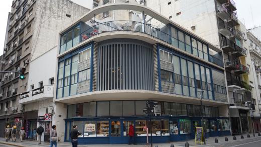 Ateliéry Paraguay-Suipacha v Buenos Aires, architekt Antonio Bonet Castellana