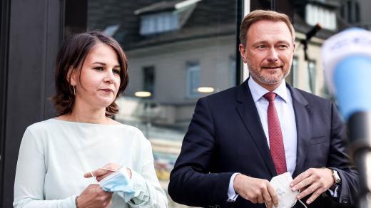 Povolební jednání v Německu: Annalena Baerbocková a Christian Lindner