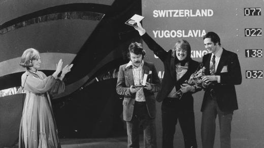 Dick Bakker (vpravo) na Eurovision Song Contest v roce 1975