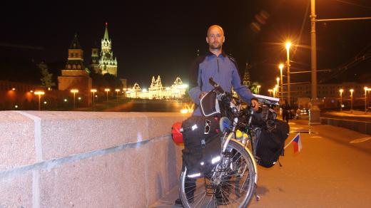 S bicyklem na cestách - Moskva