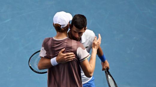 Jannik Sinner porazil Novaka Djokoviče v semifinále Australian Open a nakonec si dokráčel pro titul
