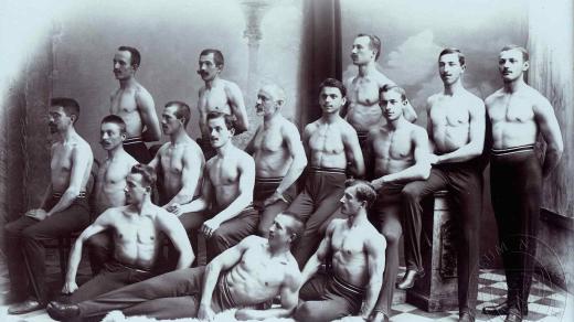Cvičitelský sbor Sokola Kolín kolem roku 1905
