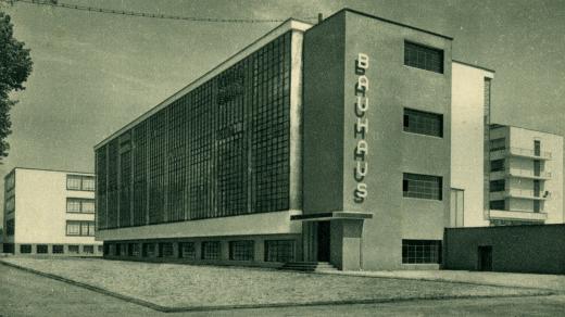 Bauhaus, budova školy