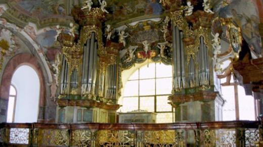 Varhany v kostele Narození Páně v pražské Loretě