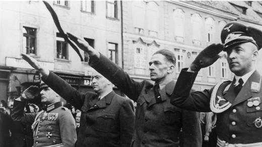 Oberst Toussaint, Konrad Henlein, Karl Hermann Frank, Major Möricke v roce 1938