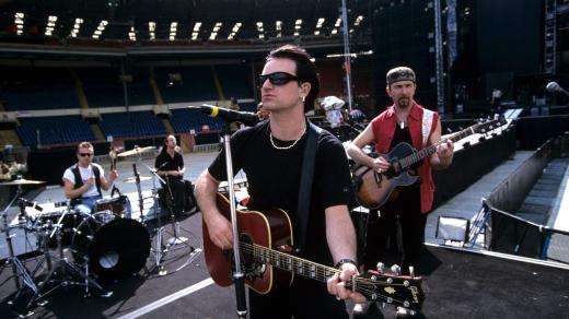 Skupina U2 v roce 1993