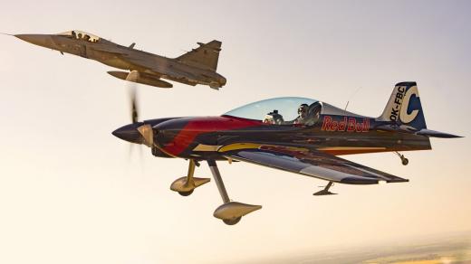 Gripen a The Flying Bulls Aerobatics Team