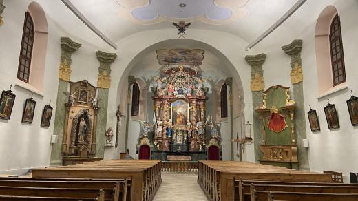 Interiér kostela sv. Anny na Božím Daru