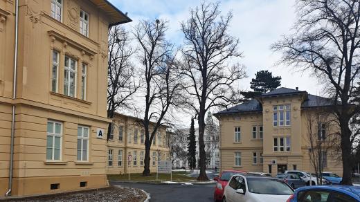 Opravené historické pavilony Slezské nemocnice v Opavě