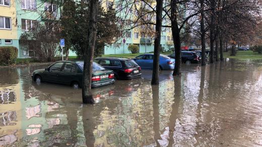 Havárie vodovodu na Pražském předměstí v Českých Budějovicích