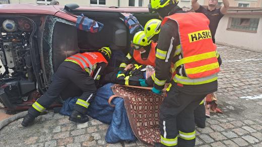 DObrovolní hasiči ze Železného Brodu vyhráli krajské kolo vyprošťování u dopravních nehod