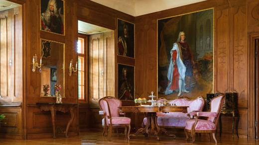Rytířský sál s druhou největší galerií portrétů rytířů Řádu zlatého rouna ve střední Evropě