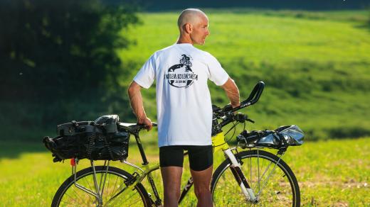 S kolem kolem světa vyrazil Petr Mazal