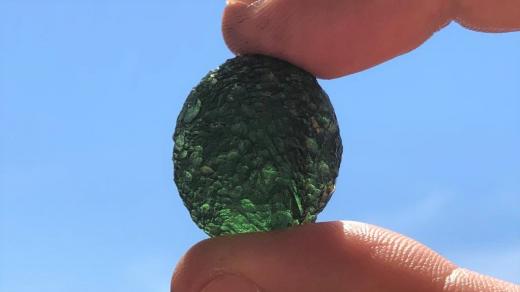 Drahý kámen vltavín