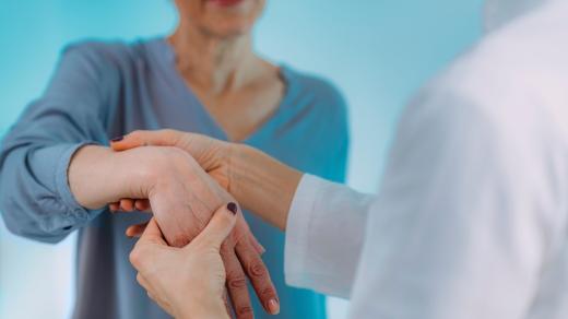 Syndrom karpálního tunelu  (ilustrační foto)