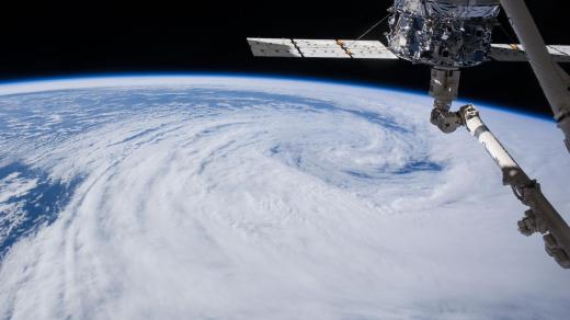 Země pohledem Mezinárodní vesmírné stanice (ISS). Fotografie ze srpna 2014