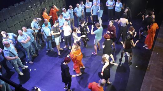 Radikálové z hnutí Slušní lidé narušili v sobotu představení v brněnském Divadle Husa na provázku