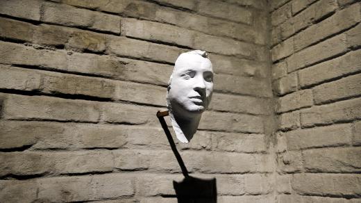 Posmrtná maska Jana Palacha, kterou 19. ledna 1969 vytvořil Olbram Zoubek