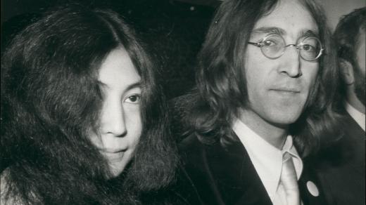 John Lennon a Yoko Ono v listopadu 1968