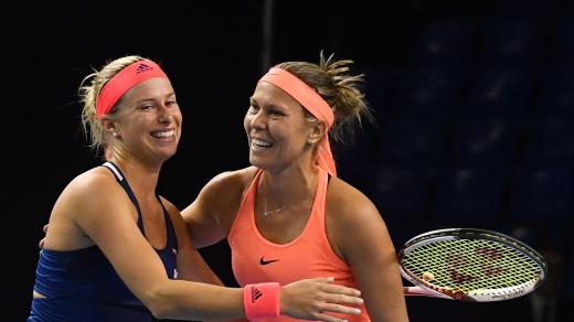 Andrea Sestini Hlaváčková a Lucie Hradecká na snímku z roku 2016
