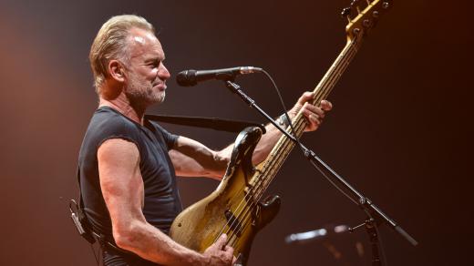 Zpěvák Sting letos v létě na koncertu v Bratislavě