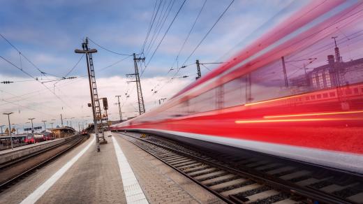 Vysokorychlostní železnice