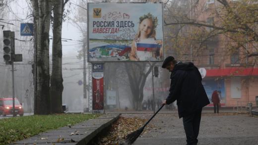 Ve městě ještě zbyla ruská propaganda