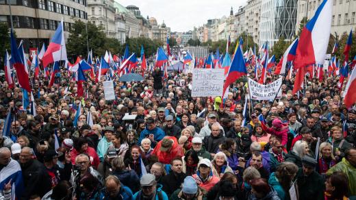 Protivládní demonstrace na Václavském náměstí.