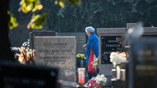 Dušičky, hřbitov, ilustrační foto