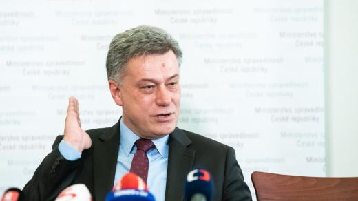 Ministr spravedlnosti Pavel Blažek (ODS) po společném jednání