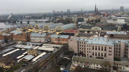 Lotyšské hlavní město Riga, kde více než rok nedobrovolně pobývá Vladislav Kozák.
