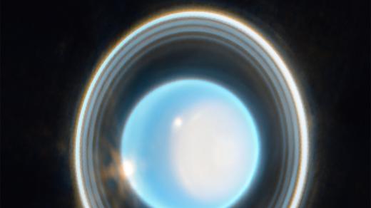Snímek planety Uran z Webbova teleskopu