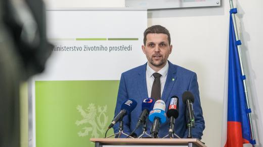 Ministr životního prostředí Petr Hladík